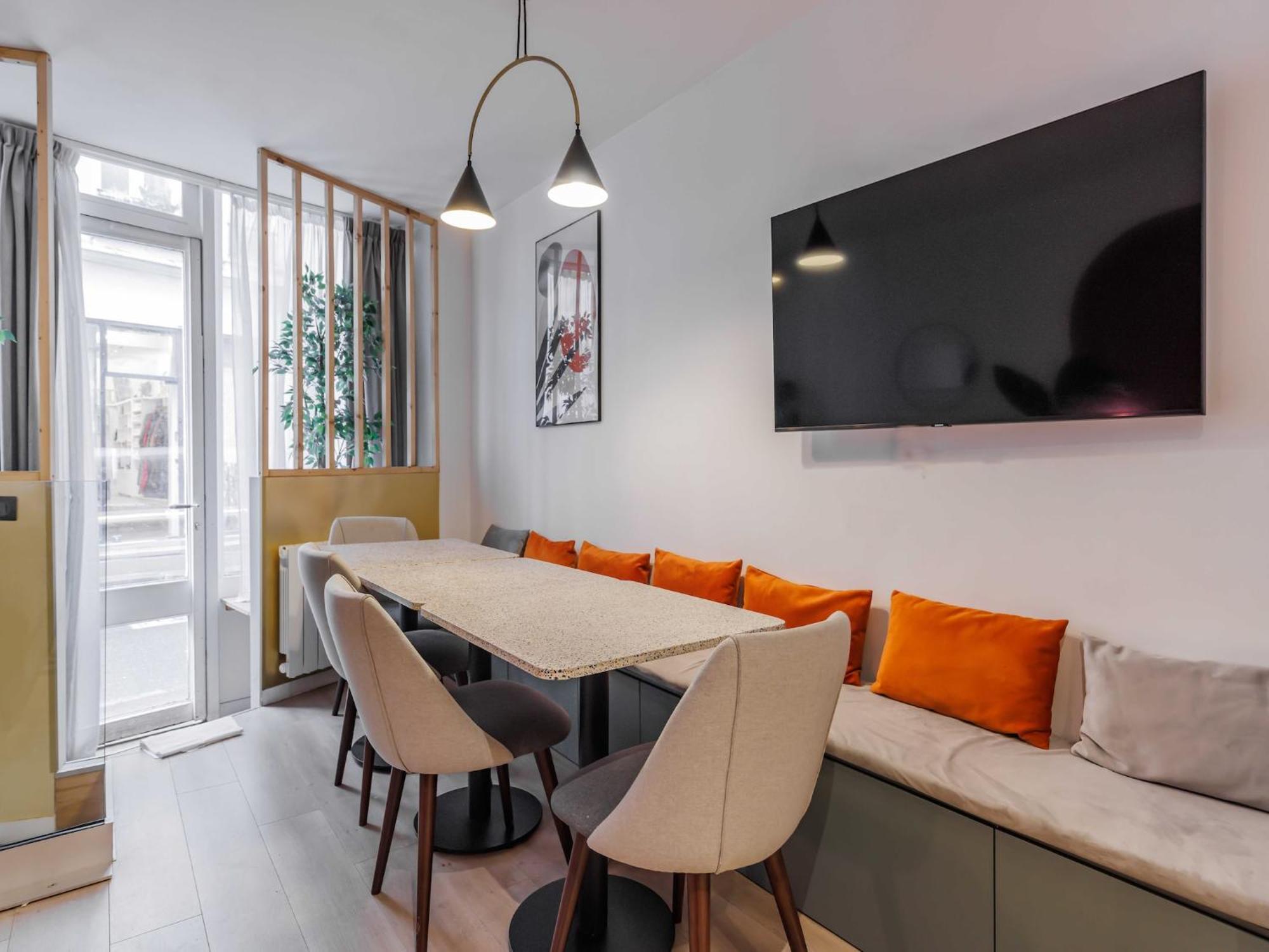 Charming Duplex - 2br 6p - Saint Germain Apartment Paris